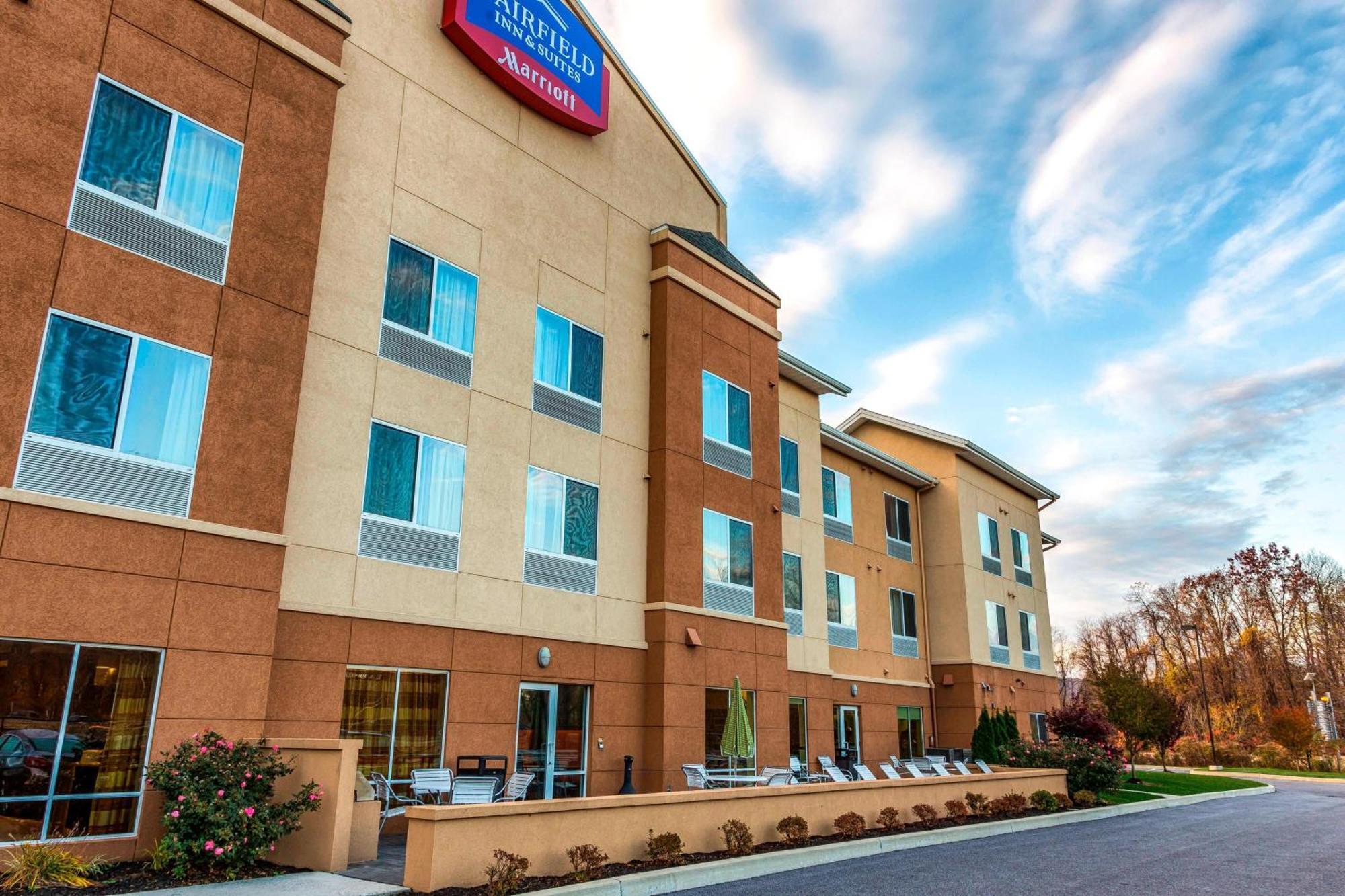Fairfield Inn & Suites By Marriott Harrisburg West/New Cumberland Exterior foto